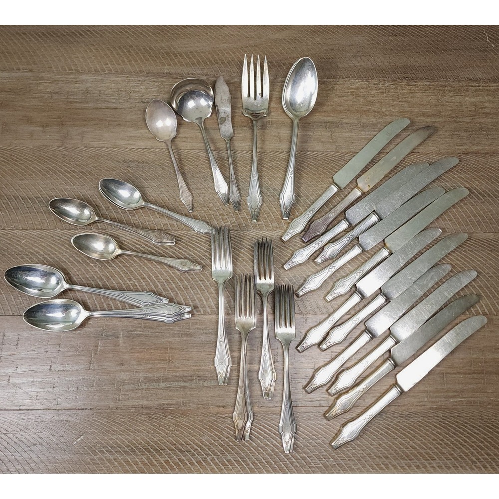 41 Piece Holmes & Edwards Hostess Silverplate Flatware G Monogram Vintage 1921